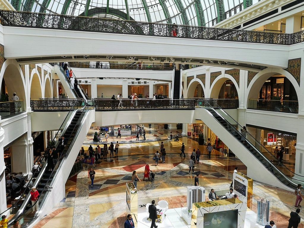 L'intérieur du Mall of the Emirates, centre commercial à Dubai