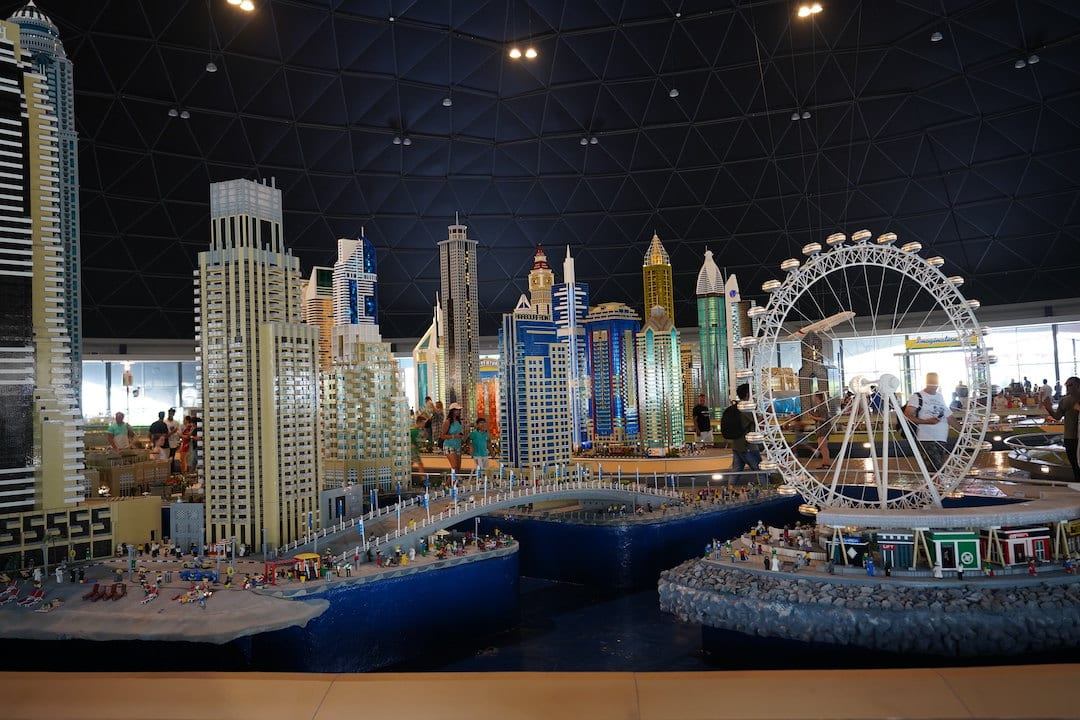 La ville de Dubai reconstituée en lego au parc d'attraction Legoland 