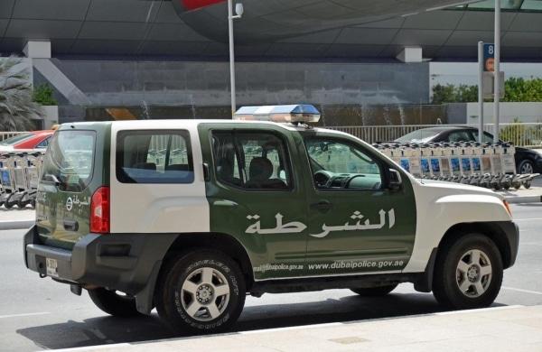 Voiture de police à Dubai