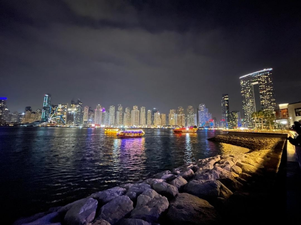 Dubai Marina at night