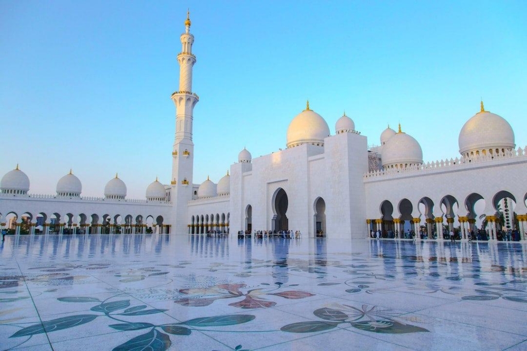 Sheikh Zayed Mosque in Abu Dhabi